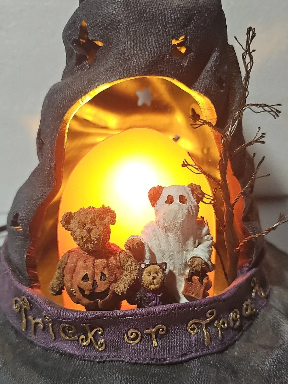Boyds Bears Esbearedla's Hat Figurine Night Light